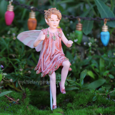 Totter-Grass Flower Fairy Figurine